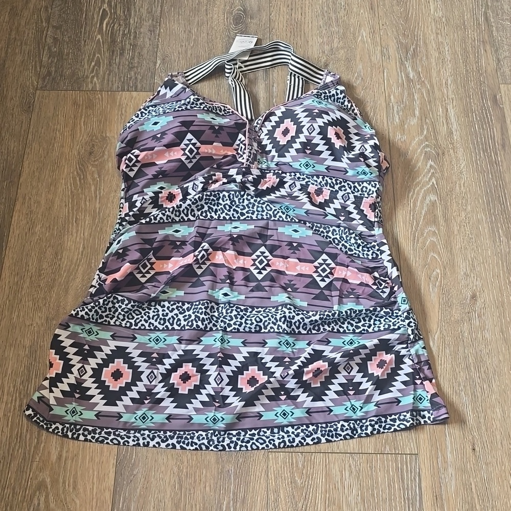 Summer Mae Women's Size 14 The Bikini & Beach Lifestyle Swim Suit Top New w/ Tag